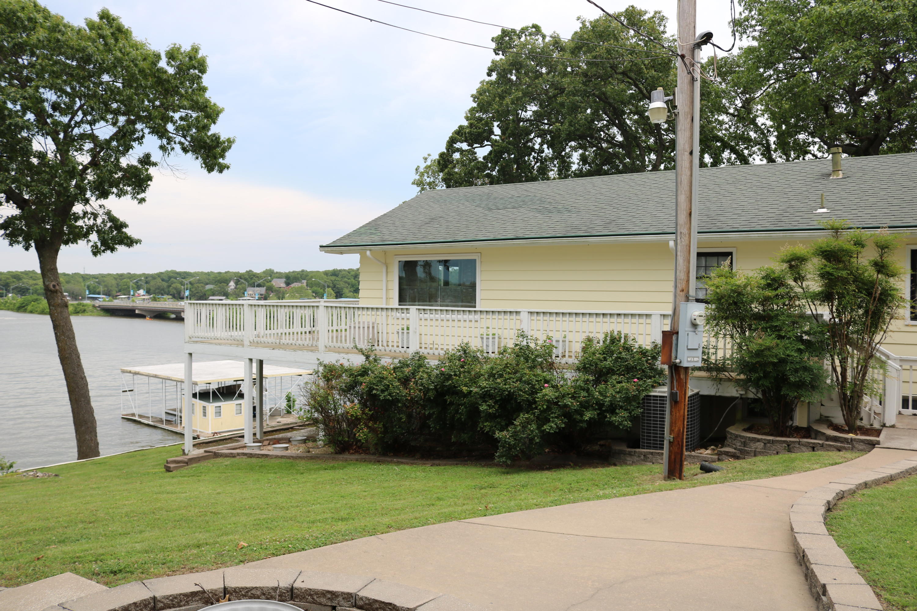 31300 South 619 Road Grove, OK 74344 - Photo 1 of 43 Gallery Image 1