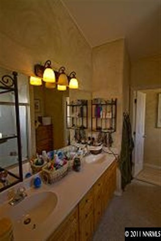2895 Carnaby Court Reno, NV 89523 - Photo 8 of 10 Photo 8