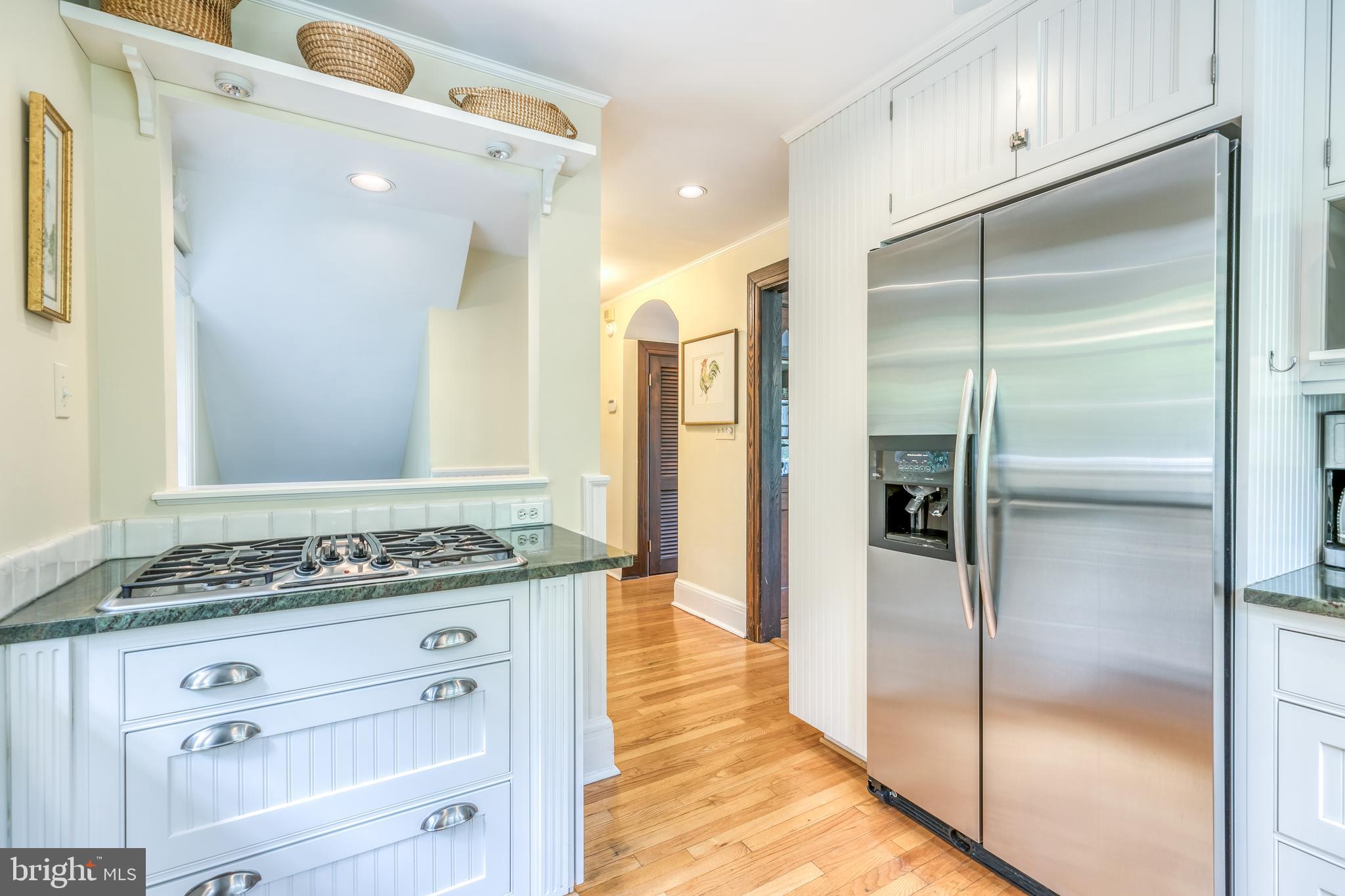 315 Edgevale Road Baltimore, MD 21210 - Photo 15 of 46 Stainless-steel appliances, gas cooktop