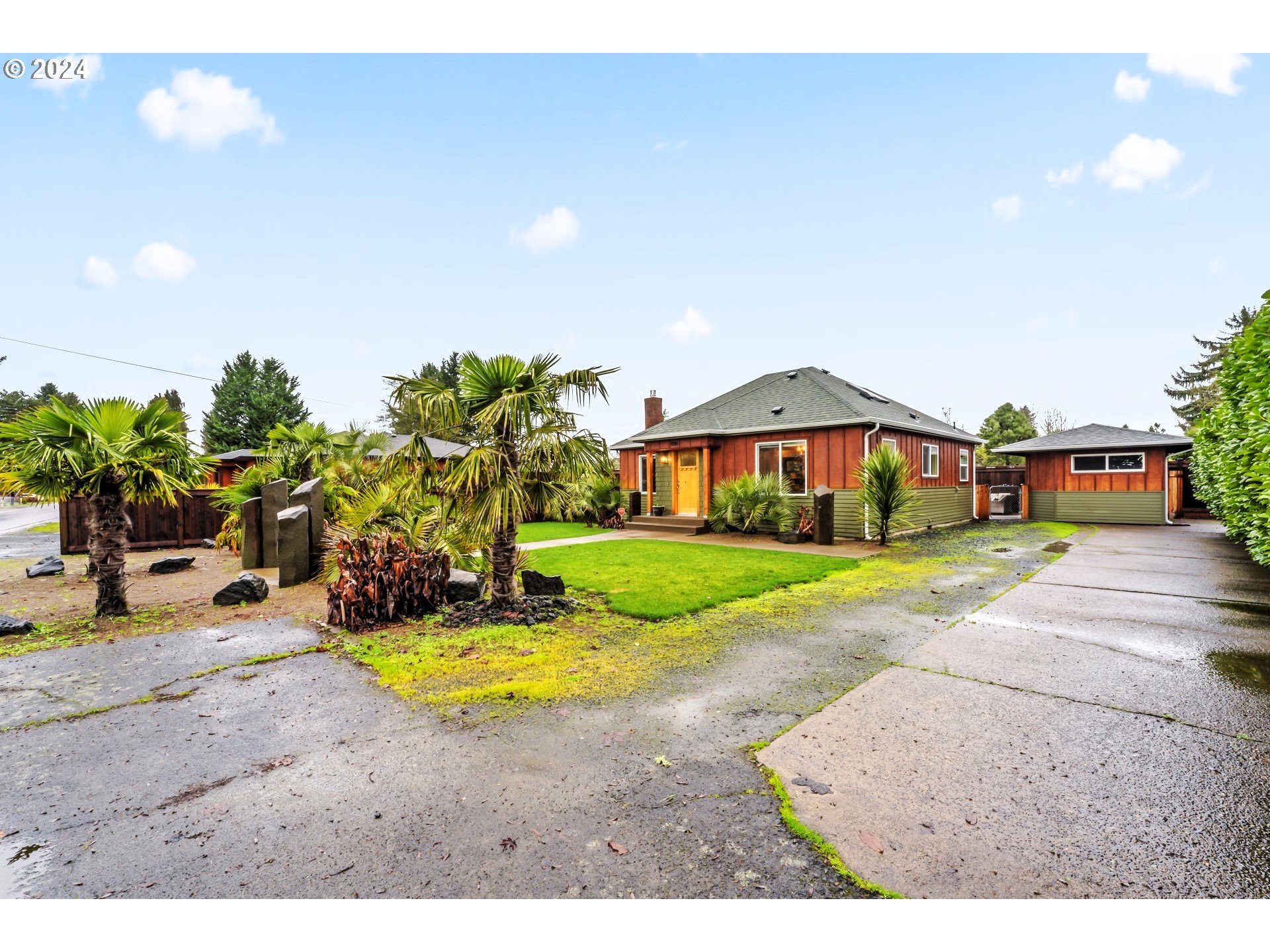 599 River Loop 2 Eugene, OR 97404 - Photo 2 of 25