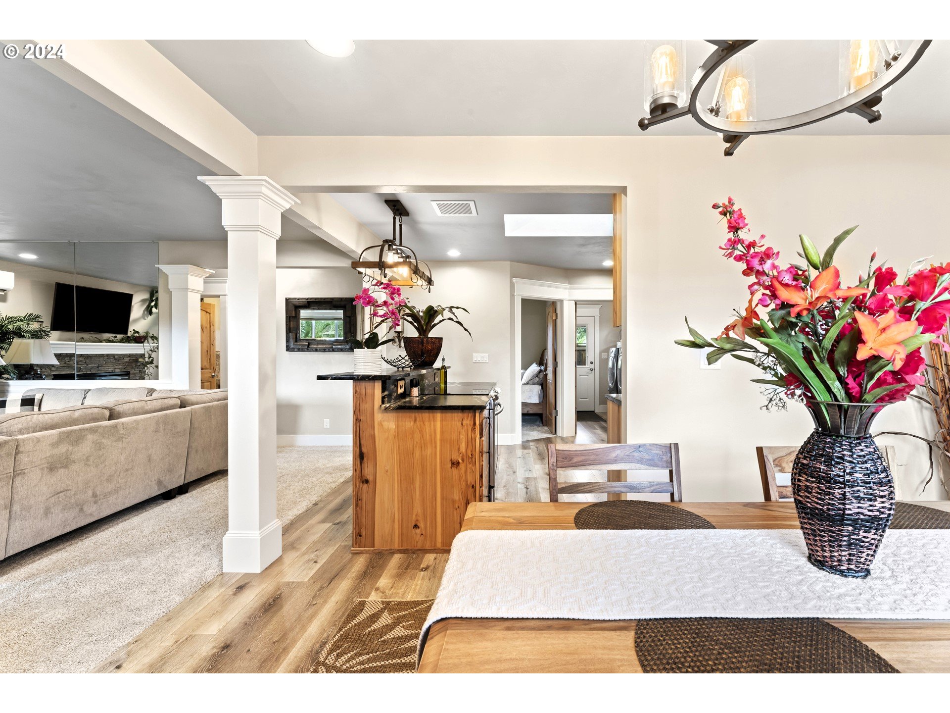 599 River Loop 2 Eugene, OR 97404 - Photo 9 of 25 a living room with furniture and a potted plant