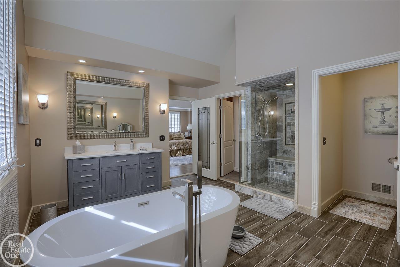73051 Caldwell Lane Romeo, MI 48065 - Photo 29 of 60 50022329-28.JPG