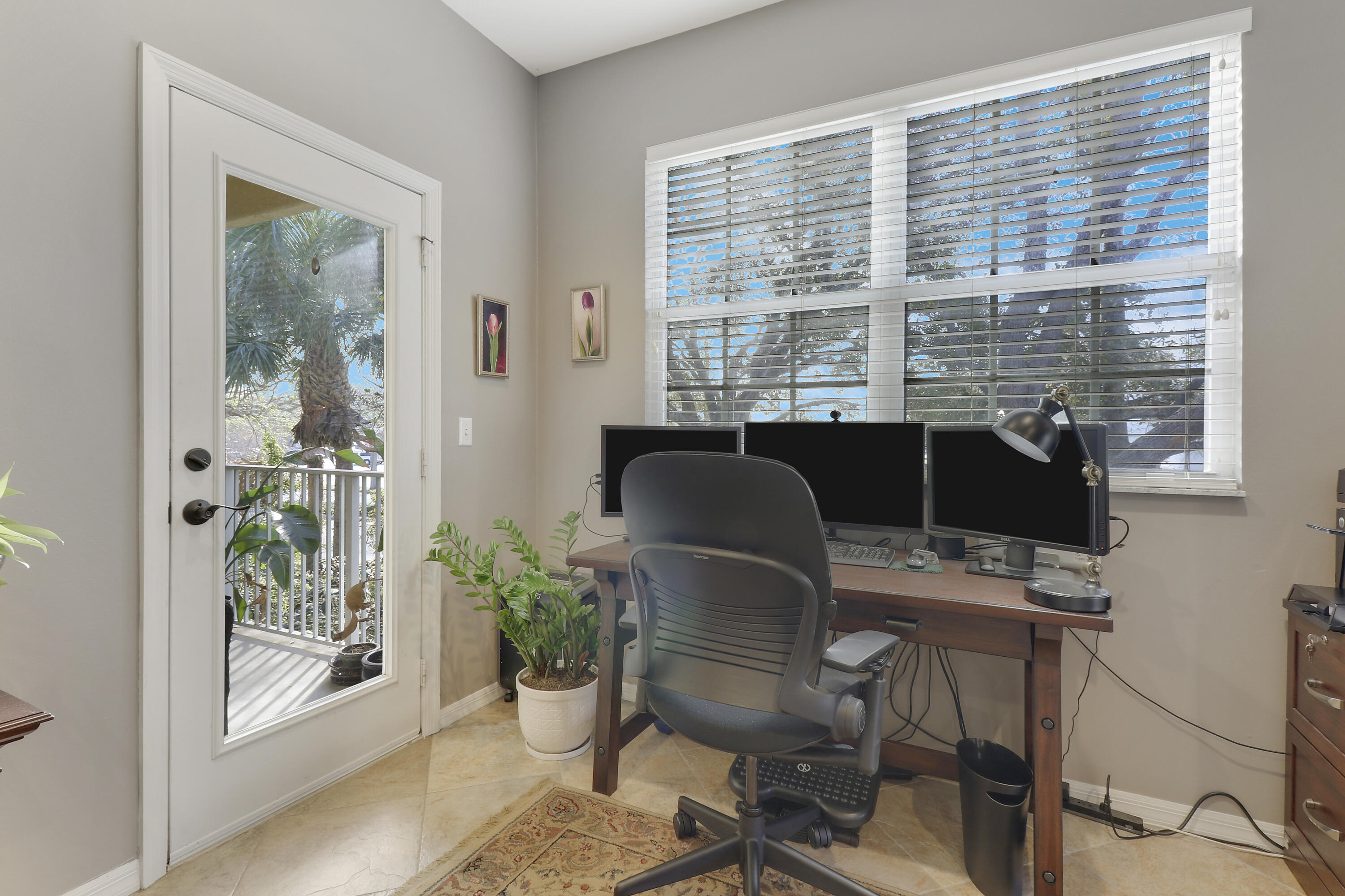 110 Lighthouse Circle, Unit H Tequesta, FL 33469 - Photo 11 of 28 office nook w door to patio