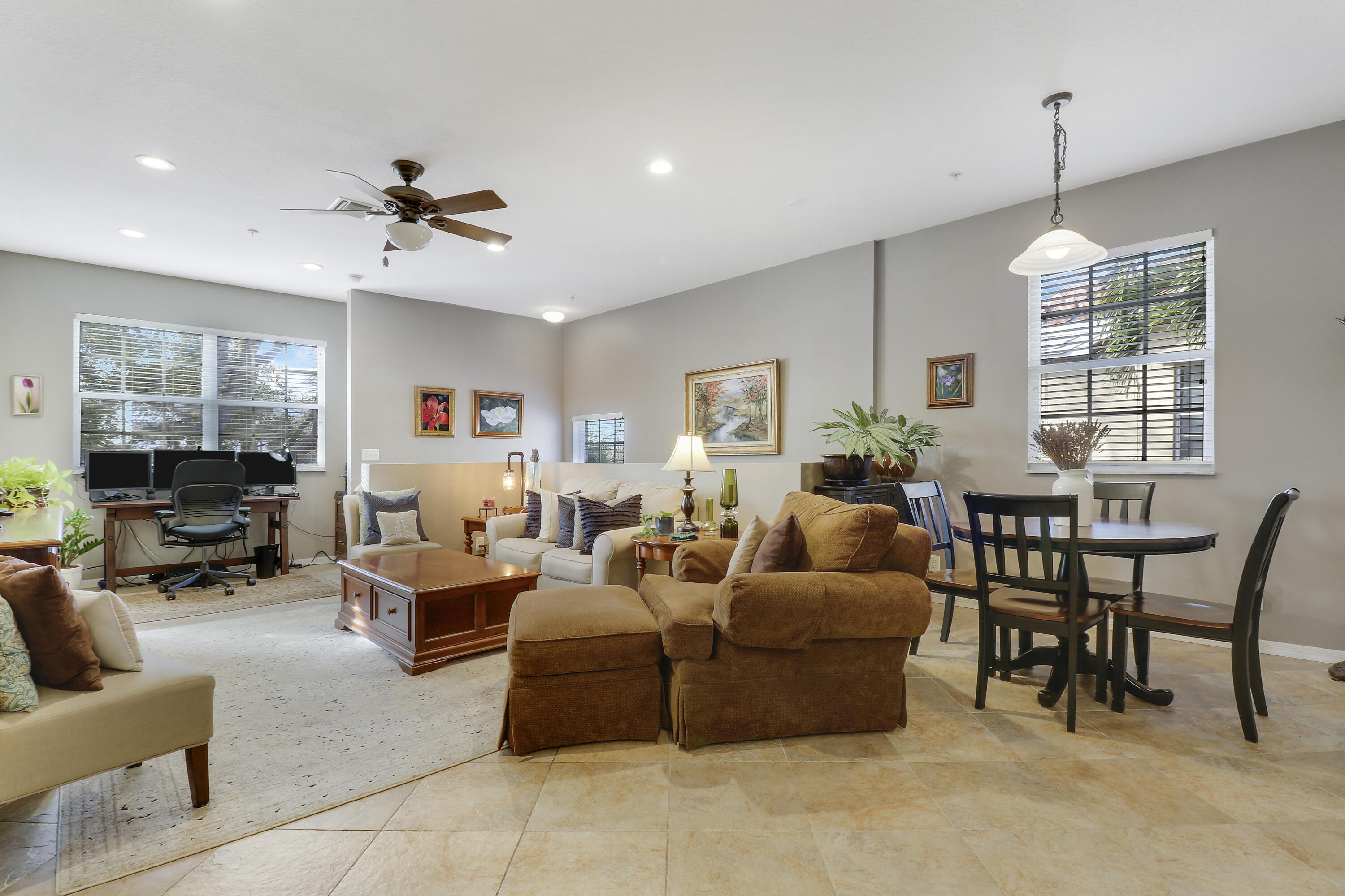 110 Lighthouse Circle, Unit H Tequesta, FL 33469 - Photo 9 of 28 House1-12