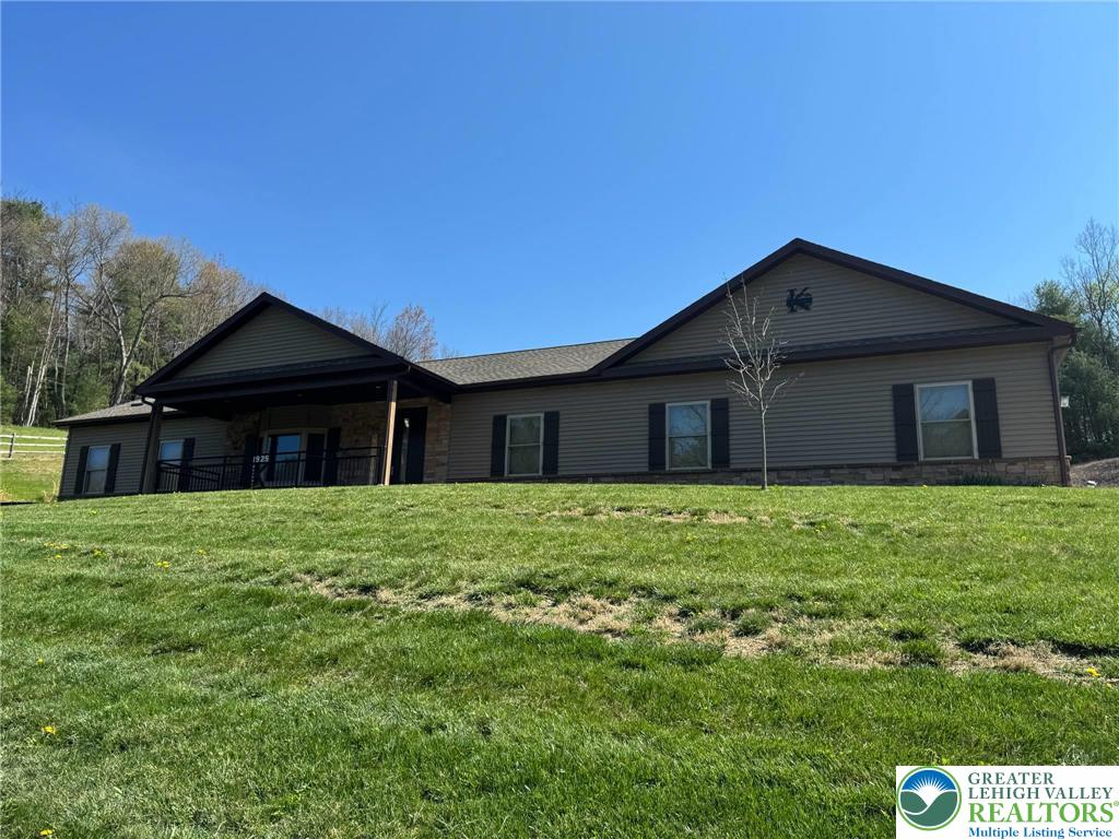 1925 Forest Inn Road Palmerton, PA 18071 - Photo 2 of 76 Gallery Image 2