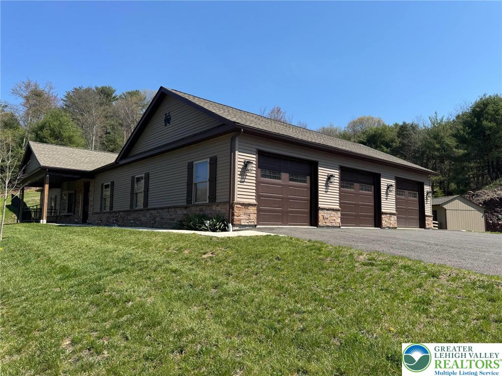 1925 Forest Inn Road Palmerton, PA 18071 - Photo 5 of 76 Gallery Image 5