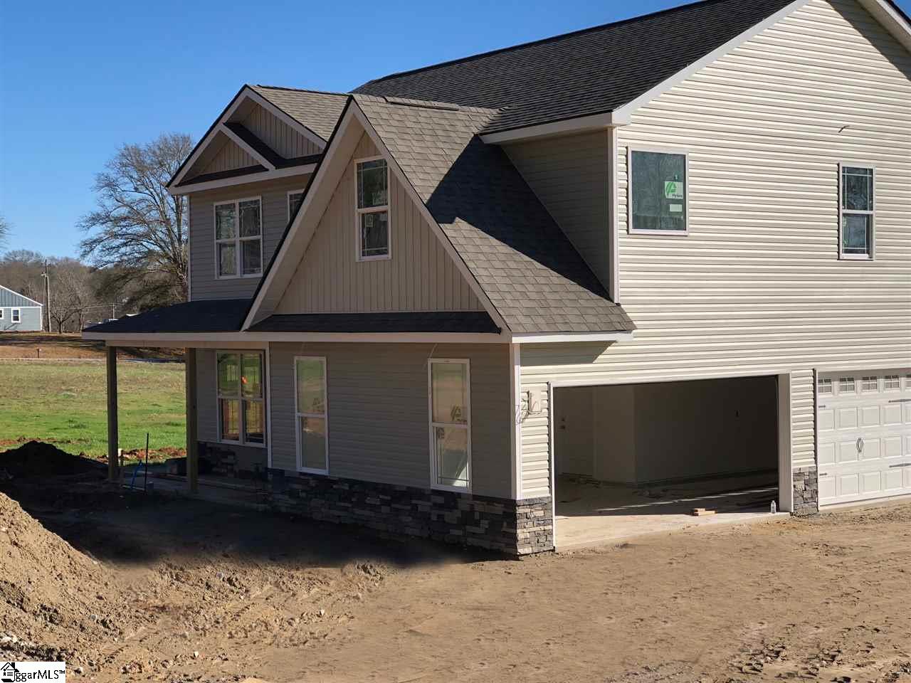 1017 State Rd S-39-300 Liberty, SC 29657 - Photo 1 of 22