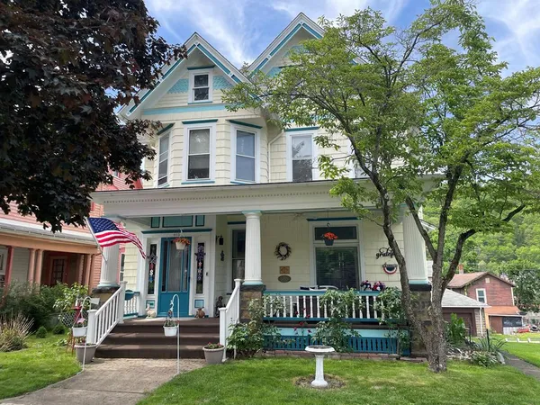$209,000 | 410 West 1st Street, Oil City, PA 16301