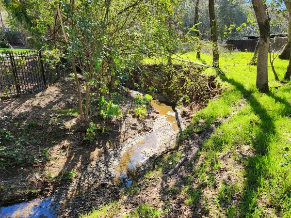 a view of lake from yard