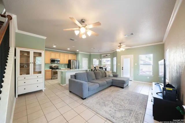 $2,499 | 13137 Brook Arbor, San Antonio, TX 78232