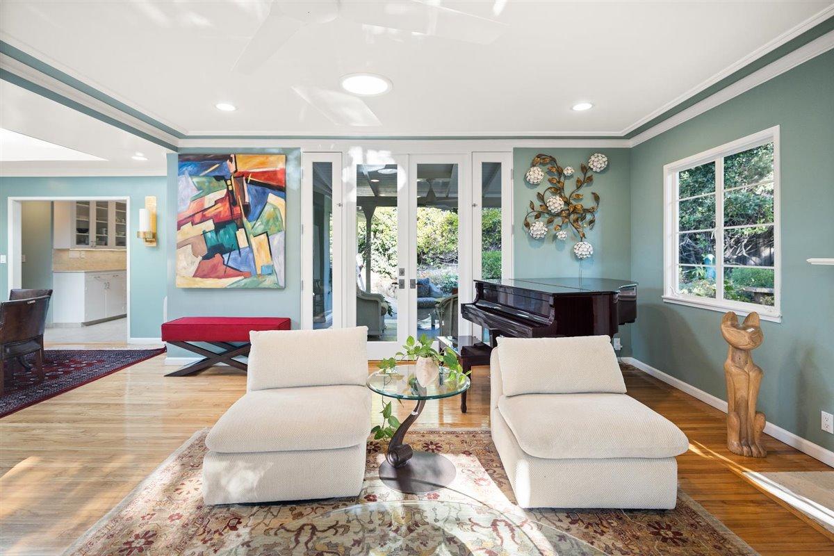 748 Mission Canyon Road Santa Barbara, CA 93105 - Photo 11 of 44 Living Room