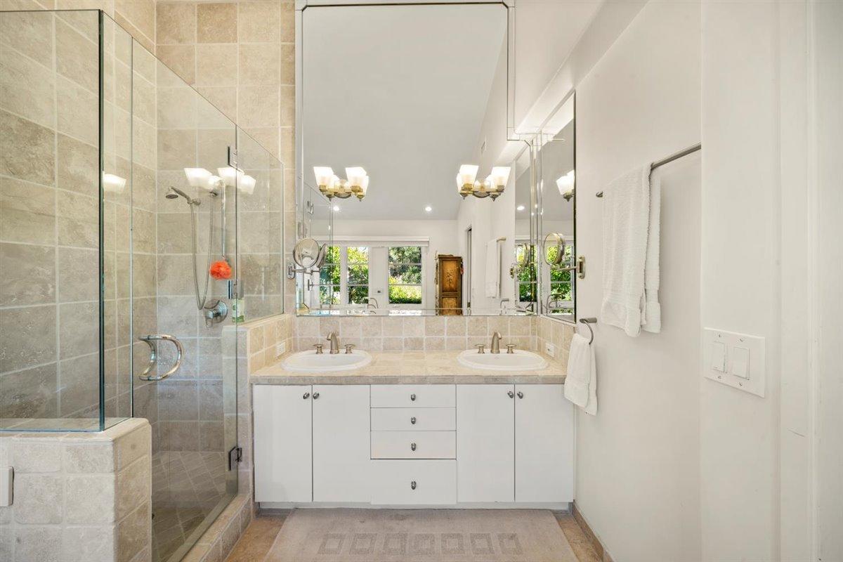 748 Mission Canyon Road Santa Barbara, CA 93105 - Photo 21 of 44 Primary bathroom