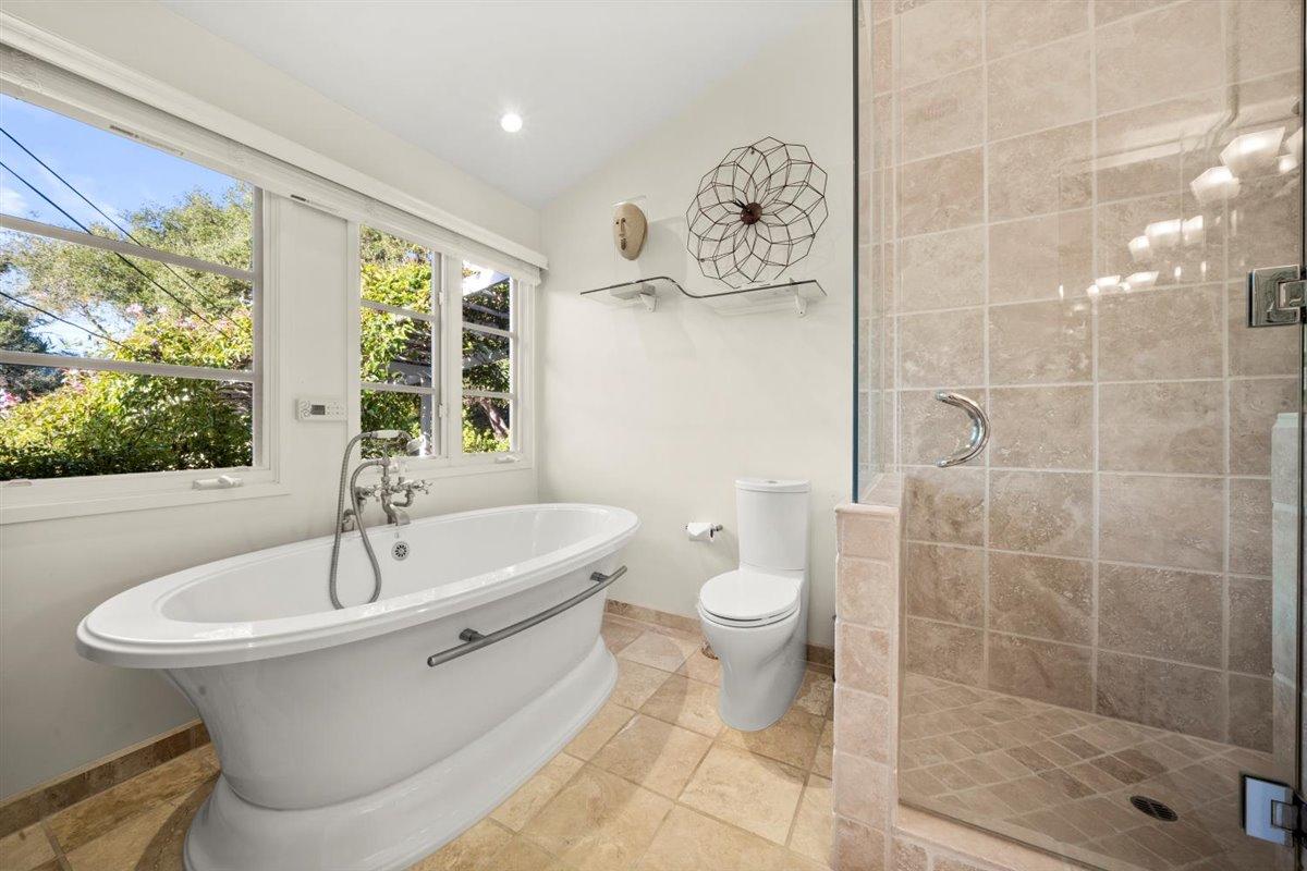 748 Mission Canyon Road Santa Barbara, CA 93105 - Photo 22 of 44 Primary bathroom