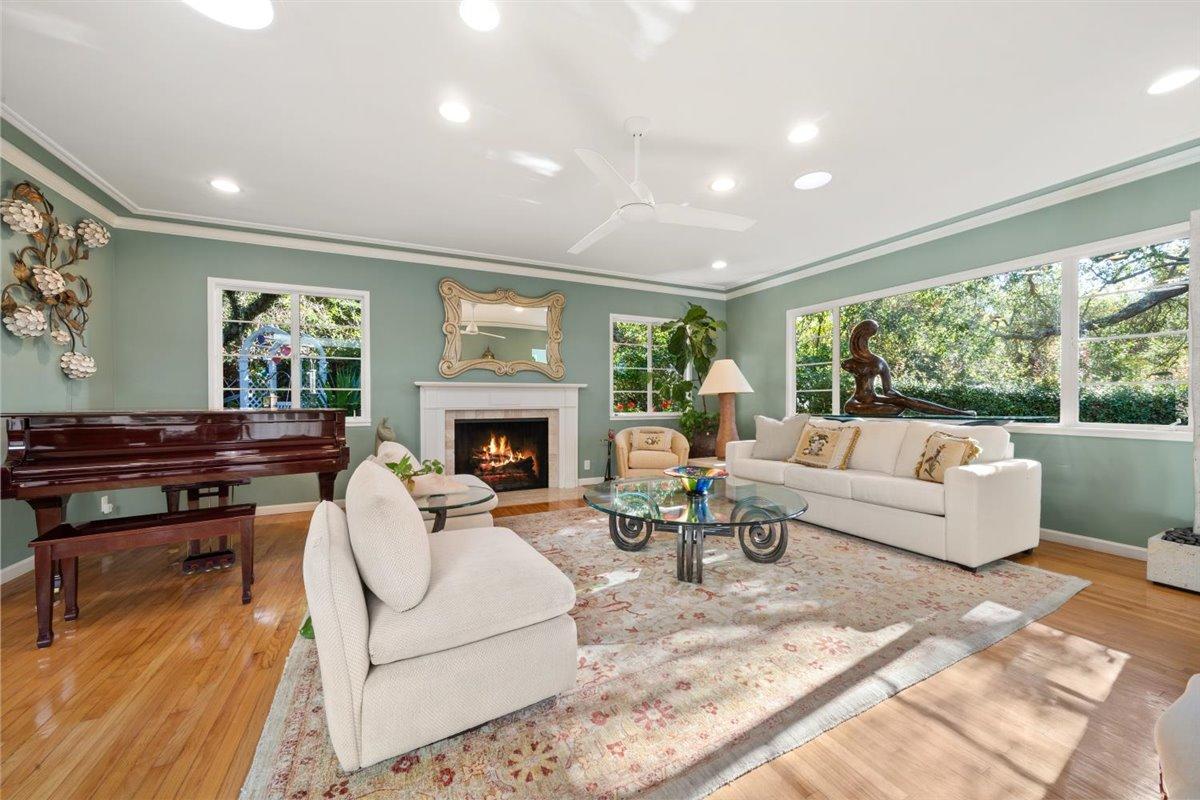 748 Mission Canyon Road Santa Barbara, CA 93105 - Photo 8 of 44 Living Room