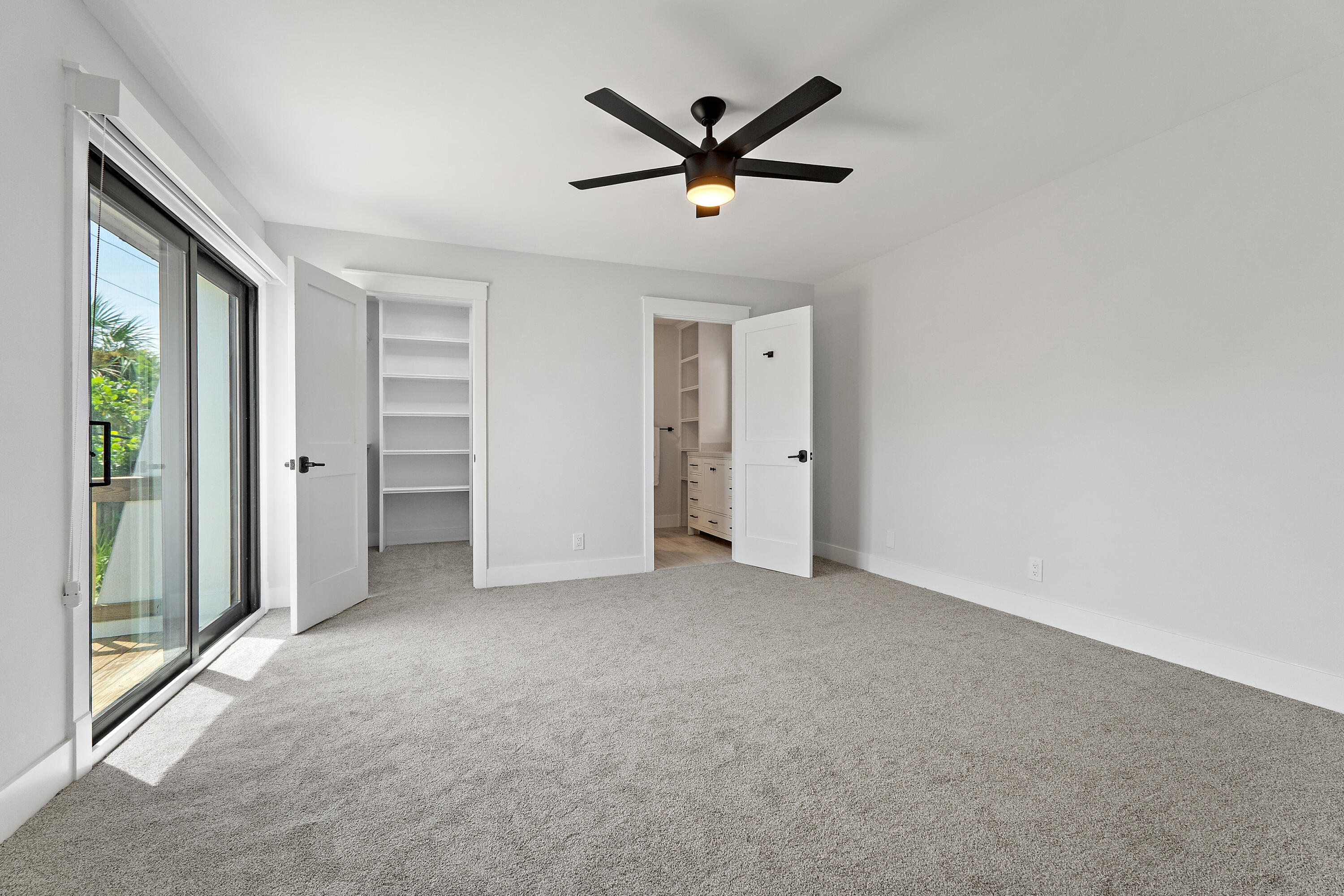 141 East Riverside Drive, Unit 6A Jupiter, FL 33469 - Photo 13 of 41 051-141ERiversideDr-A6-Jupiter-FULL