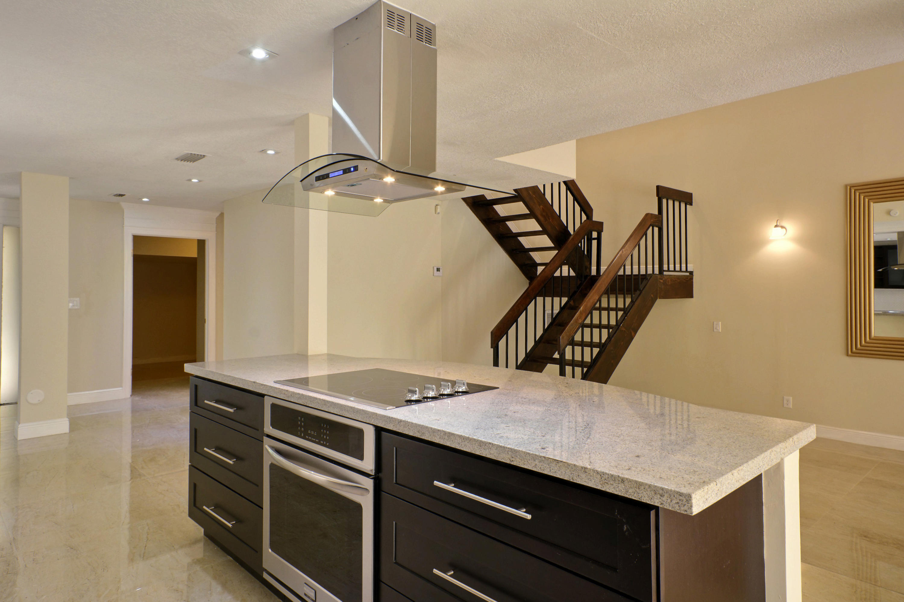 780 St Albans Drive Boca Raton, FL 33486 - Photo 4 of 28 Island