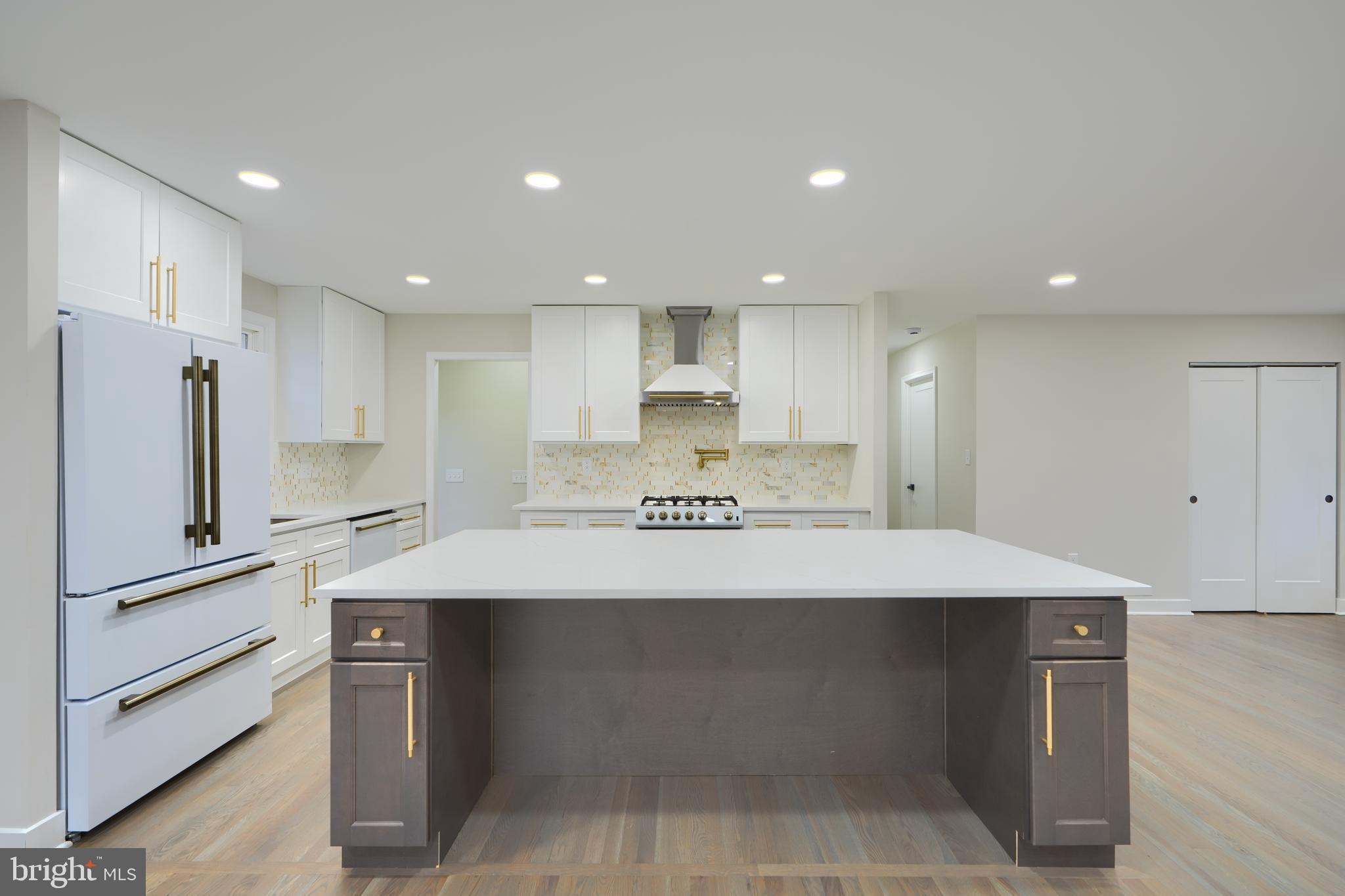 208 Margate Road Lutherville-Timonium, MD 21093 - Photo 7 of 45 Gallery Image 7