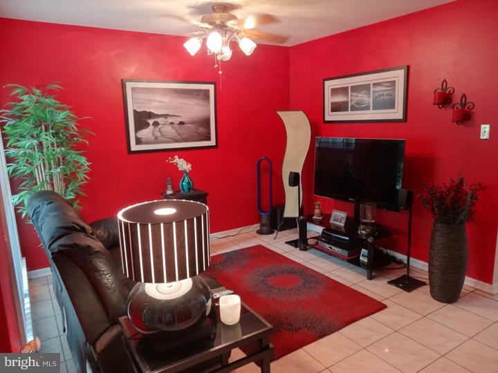 1304 Waterford Road Yardley, PA 19067 - Photo 3 of 22 Living Room
