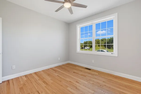 $649,900 | 4 Sunny Crst Lane, Belchertown, MA 01007