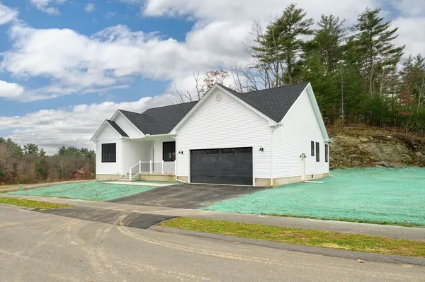 $649,900 | 4 Sunny Crst Lane, Belchertown, MA 01007