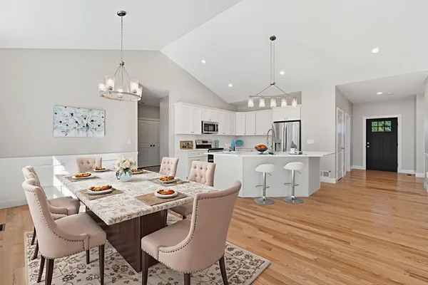 $649,900 | 4 Sunny Crst Lane, Belchertown, MA 01007