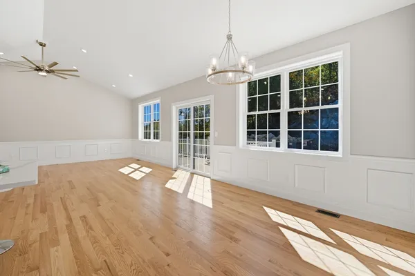 $649,900 | 4 Sunny Crst Lane, Belchertown, MA 01007