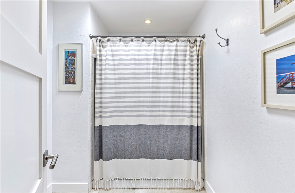 1981 Circle Park Lane Encinitas, CA 92024 - Photo 16 of 25