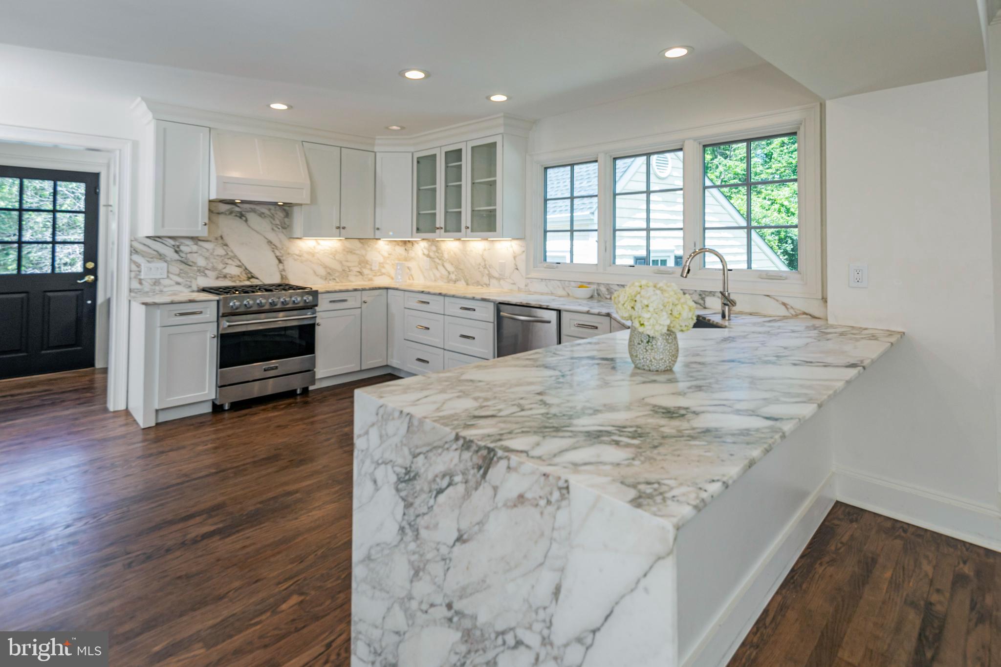 131 Randall Road Princeton, NJ 08540 - Photo 10 of 33 Kitchen
