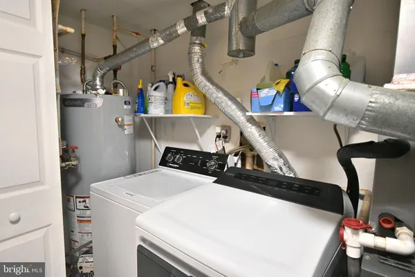 $2,400 | 36 Danbury Drive, Newark, DE 19702