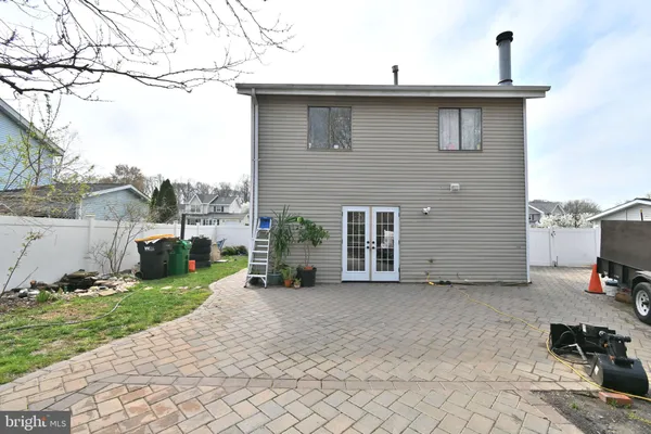 $2,400 | 36 Danbury Drive, Newark, DE 19702