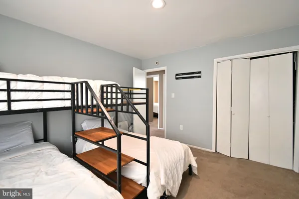 $2,400 | 36 Danbury Drive, Newark, DE 19702