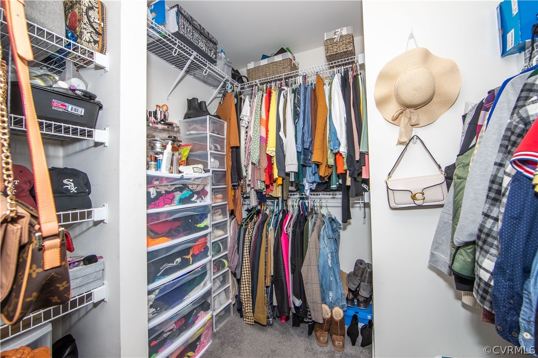 3121 Barnack Road Midlothian, VA 23112 - Photo 18 of 31 Walk in closet has plenty of space!
