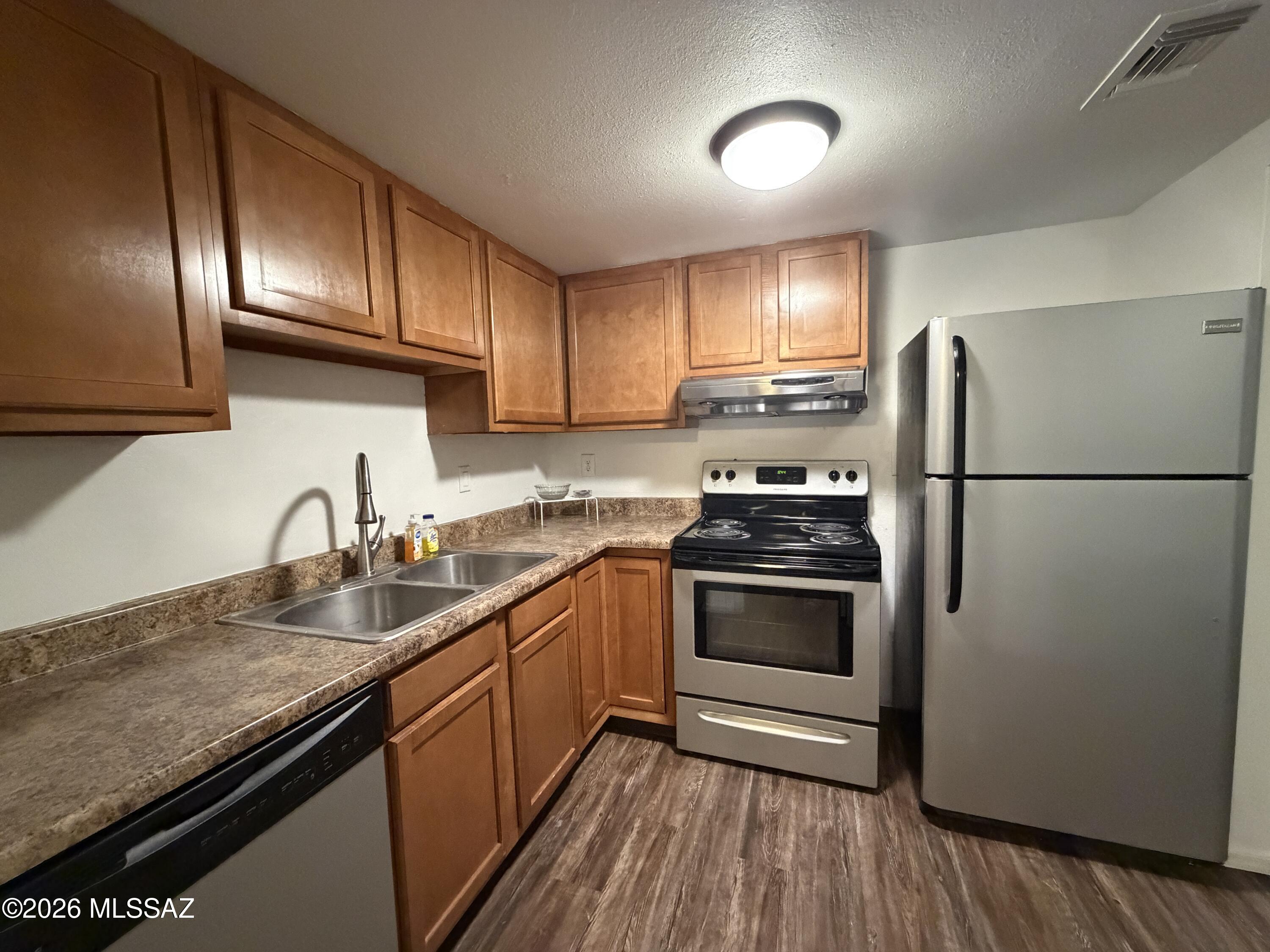 2759 West Anklam Road, Unit C Tucson, AZ 85745 - Photo 5 of 18