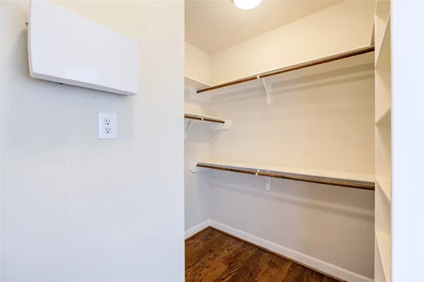 $2,750 | 5813 Washington Avenue, Unit B, Houston, TX 77007