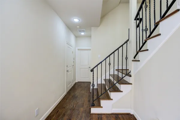 $2,750 | 5813 Washington Avenue, Unit B, Houston, TX 77007