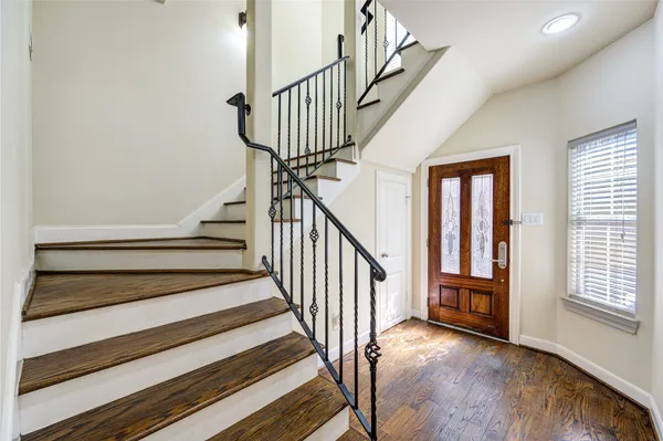 $2,750 | 5813 Washington Avenue, Unit B, Houston, TX 77007