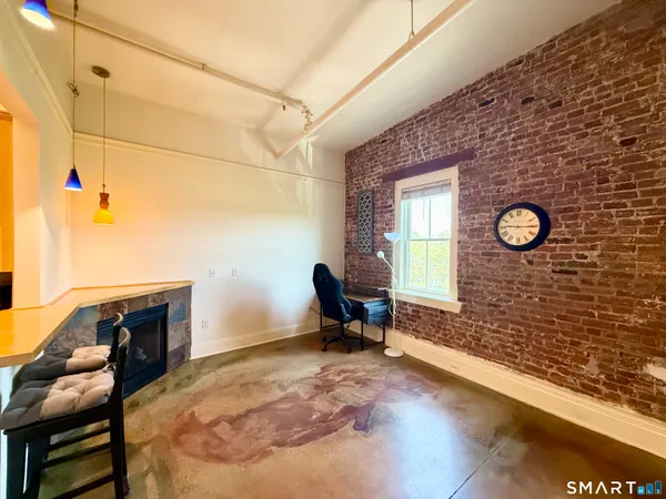$1,890 | 43 Chestnut Street, Unit 307, New Haven, CT 06511