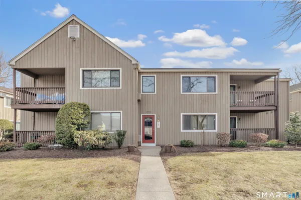 $1,950 | 2980 Madison Avenue, Unit C, Bridgeport, CT 06606