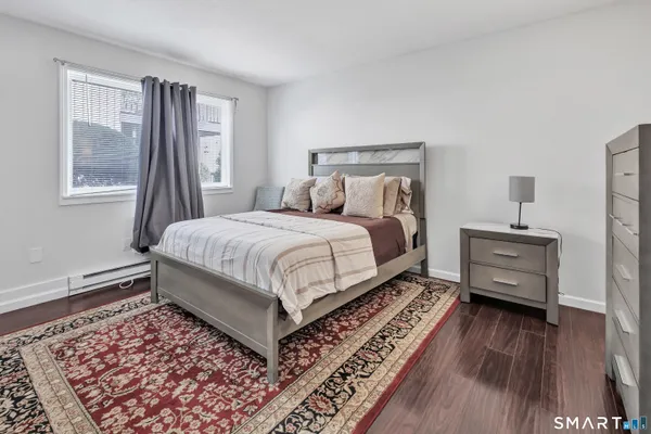 $1,950 | 2980 Madison Avenue, Unit C, Bridgeport, CT 06606