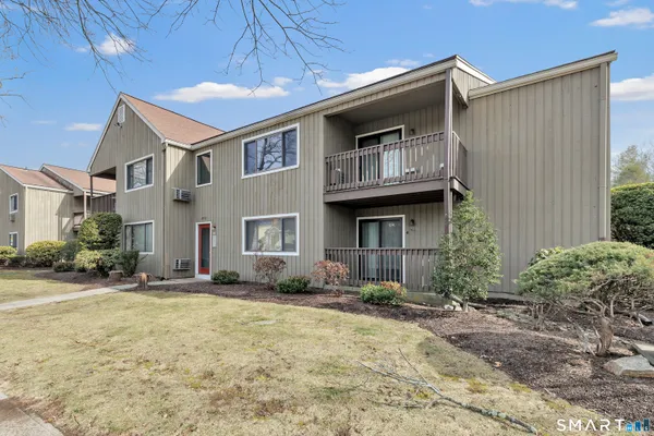$1,950 | 2980 Madison Avenue, Unit C, Bridgeport, CT 06606