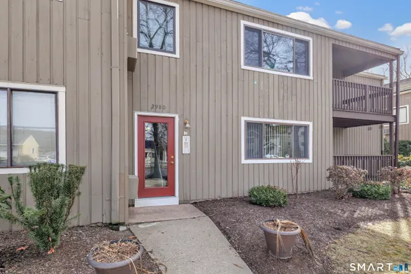 $1,950 | 2980 Madison Avenue, Unit C, Bridgeport, CT 06606