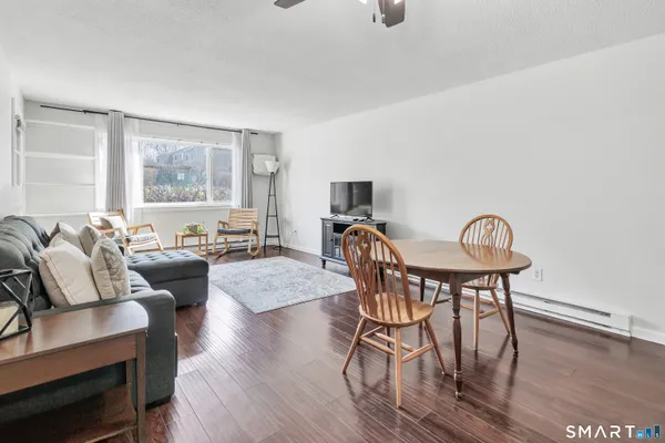 $1,950 | 2980 Madison Avenue, Unit C, Bridgeport, CT 06606