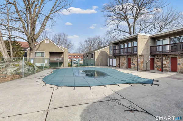 $1,950 | 2980 Madison Avenue, Unit C, Bridgeport, CT 06606