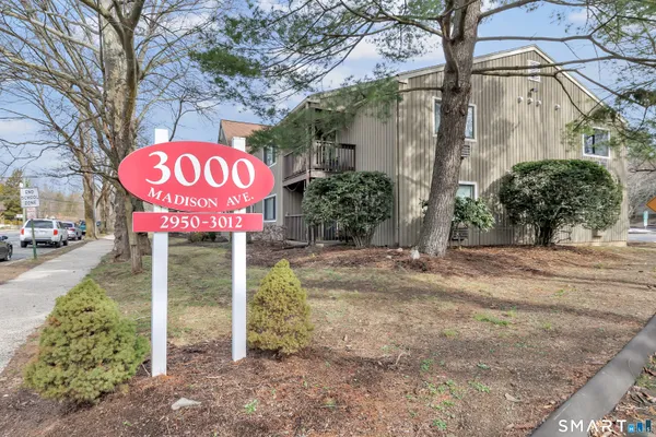 $1,950 | 2980 Madison Avenue, Unit C, Bridgeport, CT 06606