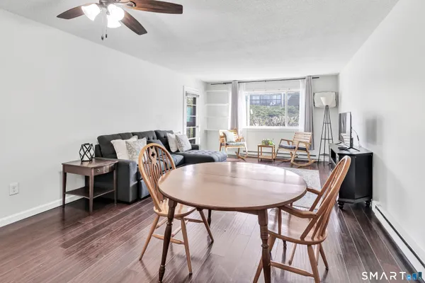 $1,950 | 2980 Madison Avenue, Unit C, Bridgeport, CT 06606