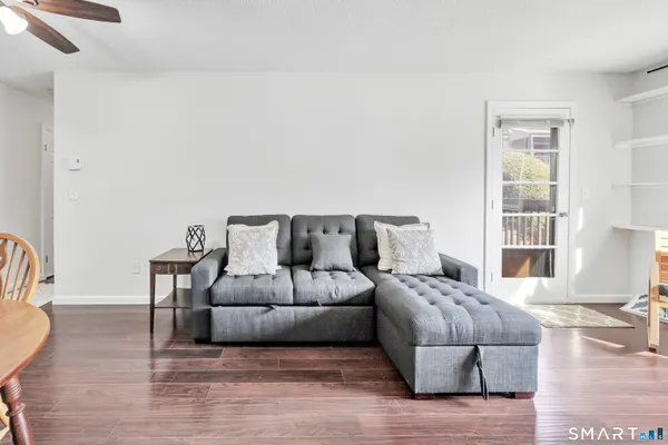 $1,950 | 2980 Madison Avenue, Unit C, Bridgeport, CT 06606