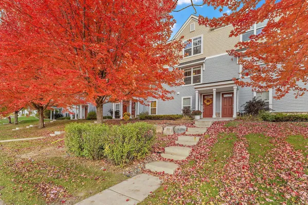 $218,000 | 3115 Clover Ridge Drive, Chaska, MN 55318