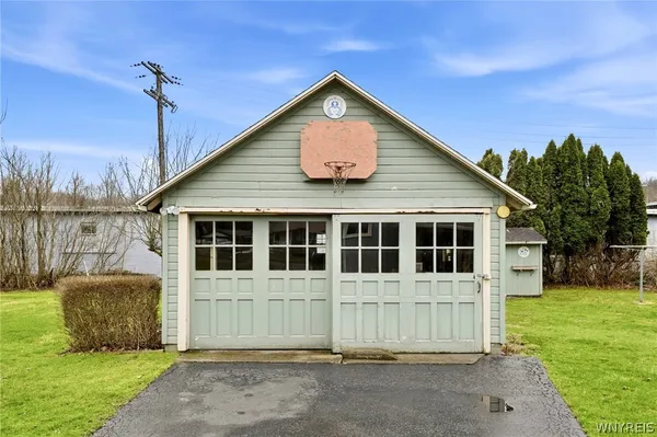 $185,000 | 84 Torrance Place, Persia, NY 14070