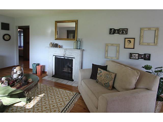 3446 Redding Road Columbus, OH 43221 - Photo 4 of 15 Gallery Image 4