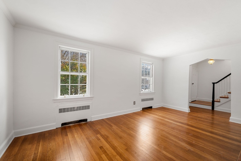 159 Payson Road Chestnut Hill, MA 02467 - Photo 8 of 39